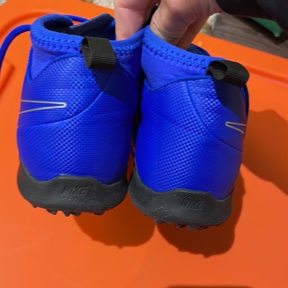 NWoT youth 6 Nike Phantom VSN turf cleats - Picture 4 of 9
